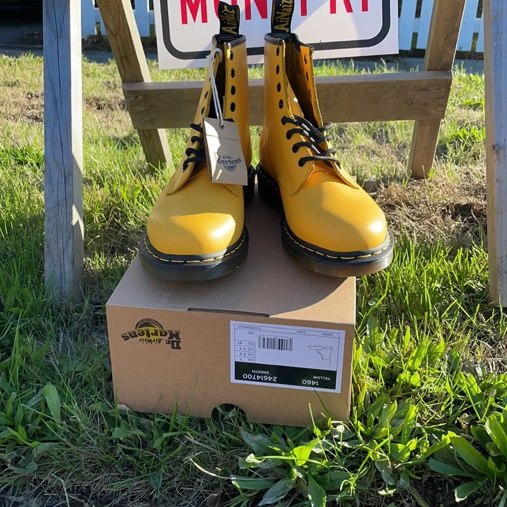 Dr. Martens 1460 Eye Lace/up  Boots Yellow - Picture 10 of 13